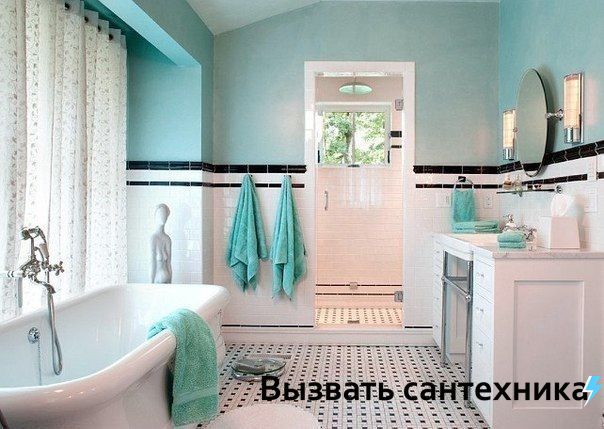 Интернет Сантехник помогает удалять засор в канализации