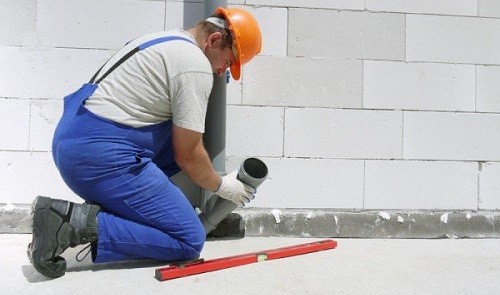 Как правильно производить замену стояка канализации?